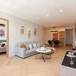Place Massena, superbe appartement neuf.